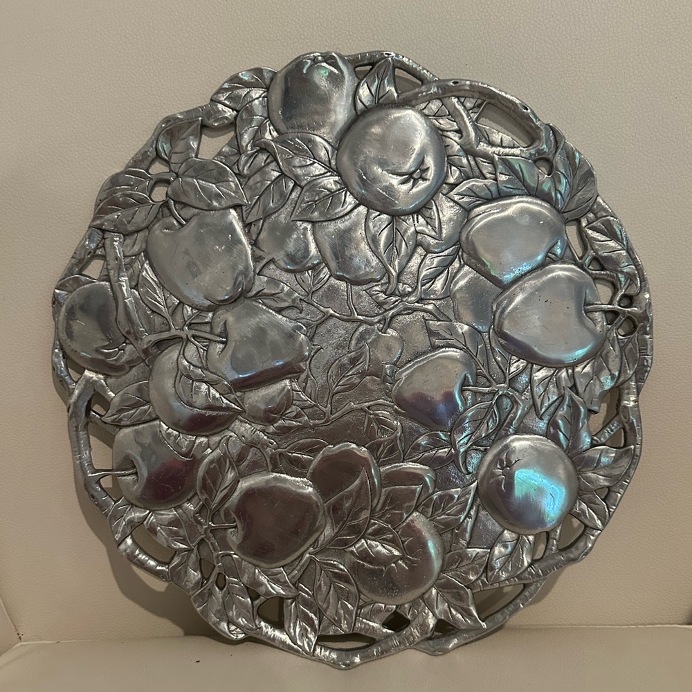 1991 Elegant Arthur Court 12inch Silver Fruit Platter